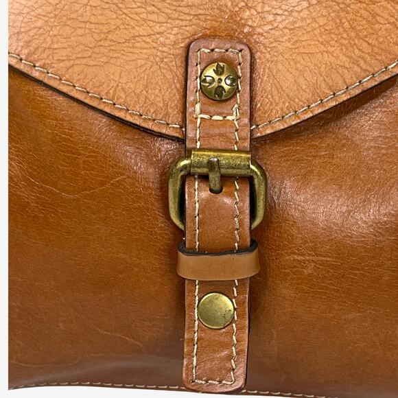 Patricia Nash Saddle Tan Leather Crossbody Bag Vintage Buckle Front Purse - Picture 4 of 16